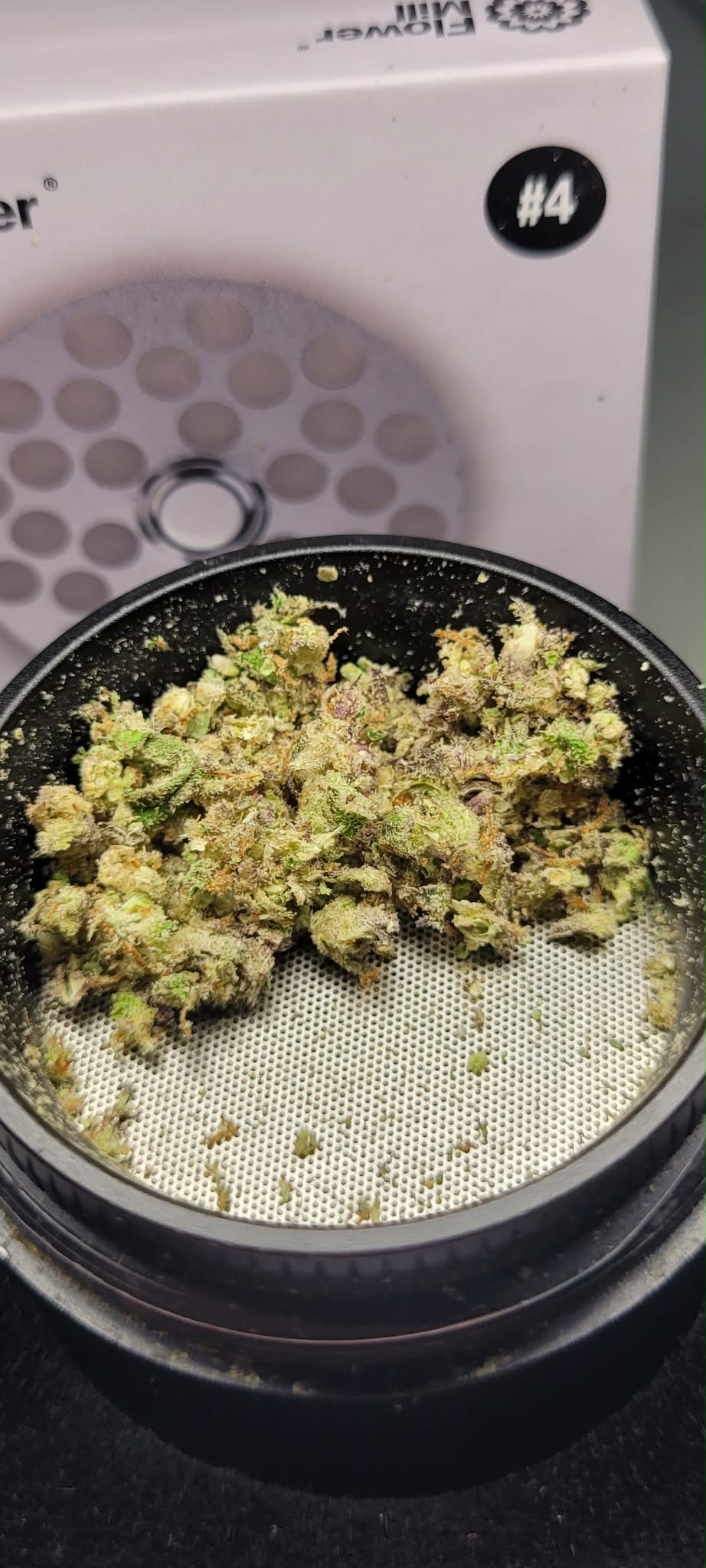 Flower Mill Plates: Differences & What’s Best For You – Tested!